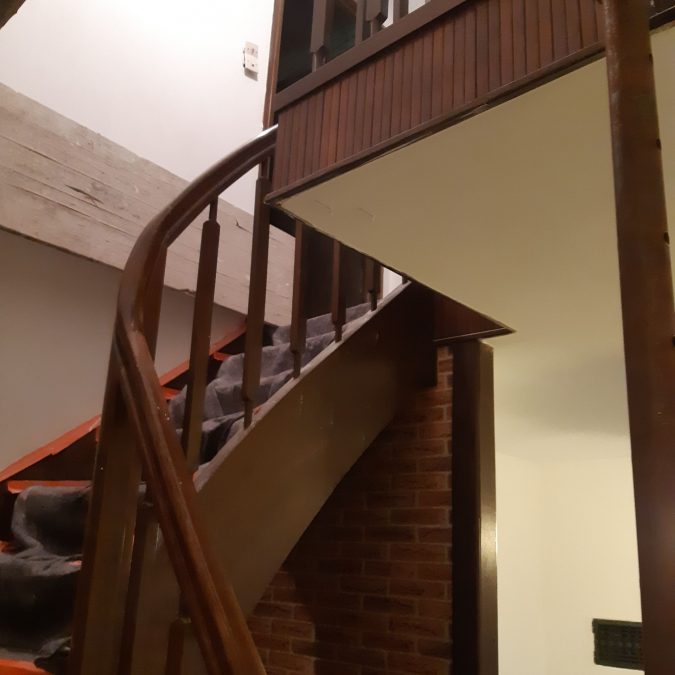 Escalier bois à Stotzheim AVANT/APRES Strasbourg 0